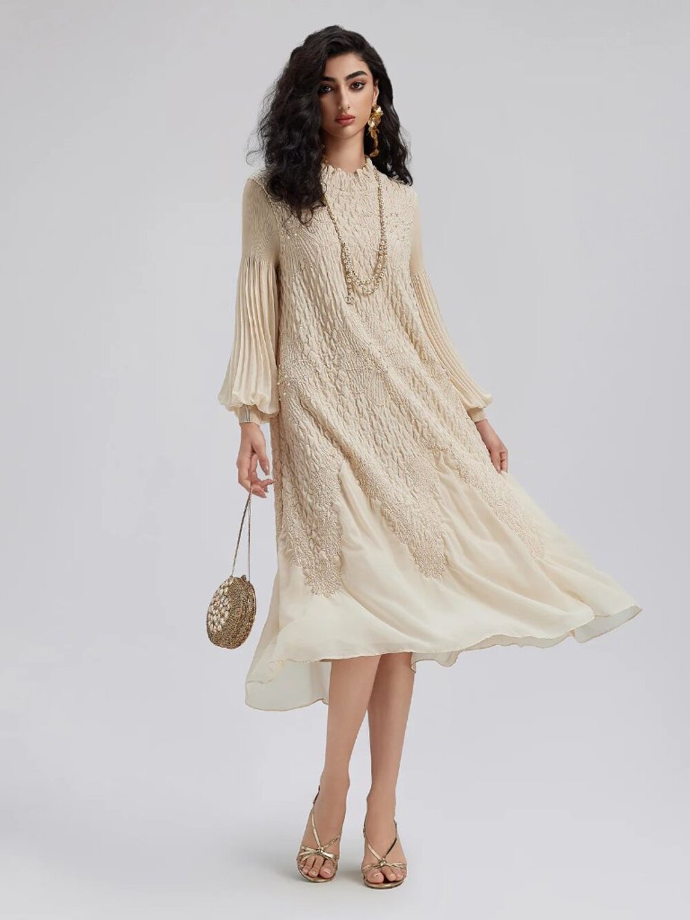 Rich Radi Q'S Round Neck Pleated Loose Embroidered Dress - Picture 10 of 15